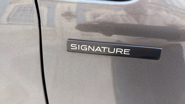 1.2 Puretech 82 SIGNATURE