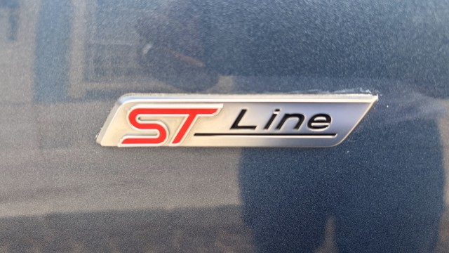 1.0 EcoBoost MHEV STline Autom&aacute;tico