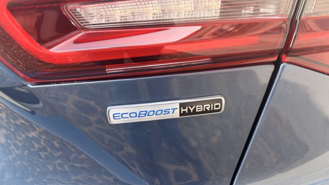 1.0 EcoBoost MHEV STline Autom&aacute;tico