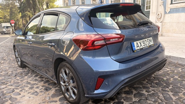 1.0 EcoBoost MHEV STline Autom&aacute;tico