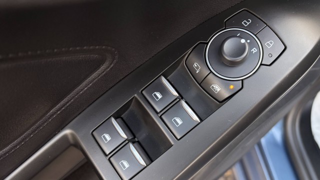1.0 EcoBoost MHEV STline Autom&aacute;tico