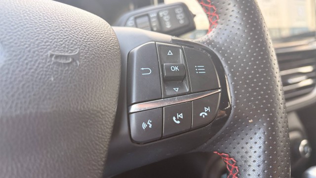 1.0 EcoBoost MHEV STline Autom&aacute;tico