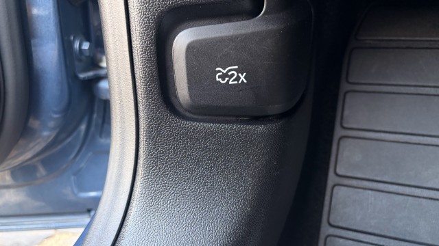 1.0 EcoBoost MHEV STline Autom&aacute;tico