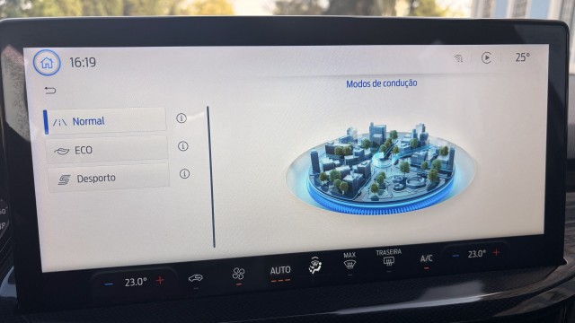 1.0 EcoBoost MHEV STline Autom&aacute;tico