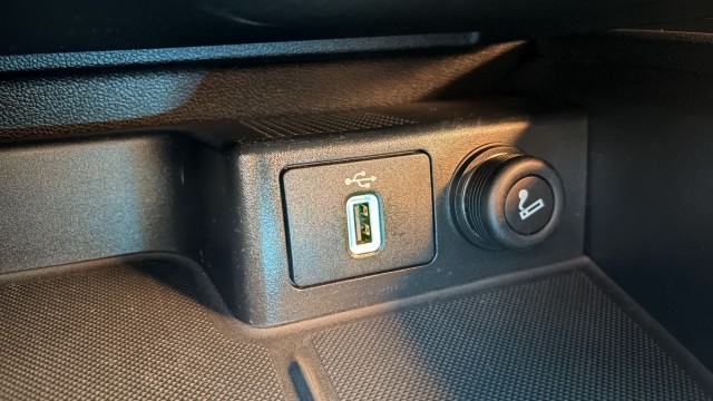 1.5 TDci CONNECT