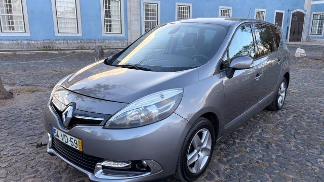 1.5 DCI LUXE 7 LUGARES