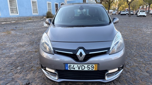1.5 DCI LUXE 7 LUGARES