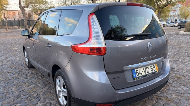 1.5 DCI LUXE 7 LUGARES