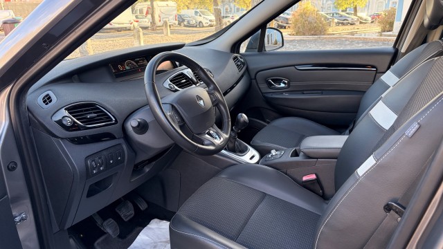 1.5 DCI LUXE 7 LUGARES