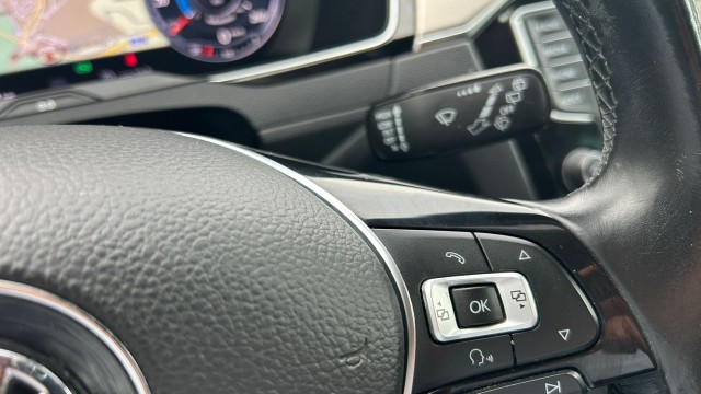 1.6 TDI R-LINE