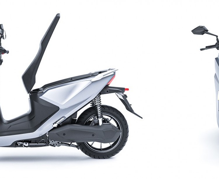 Maxi Scooter 125